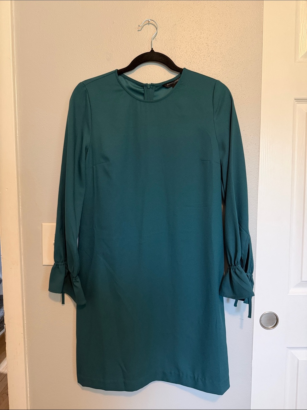 Banana Republic Teal Long-Sleeve Shift Dress with Tie Cuffs